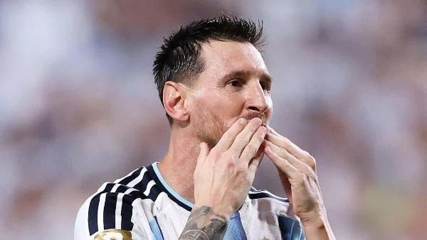 ميسي يتألق ويصبح الهداف التاريخي لكأس العالم