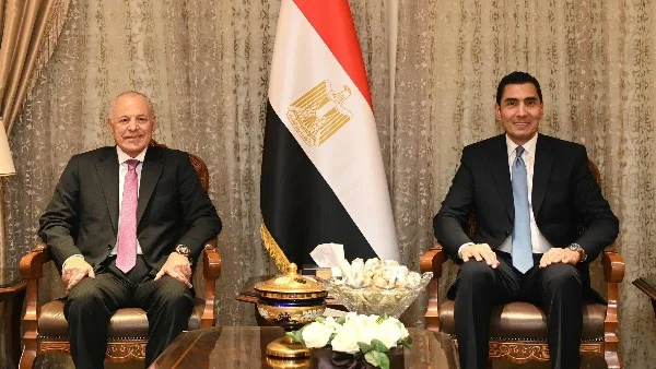 تهنئة هاني أبو ريدة لجوهــر نبيل برئاسة لجنة اليونسكو