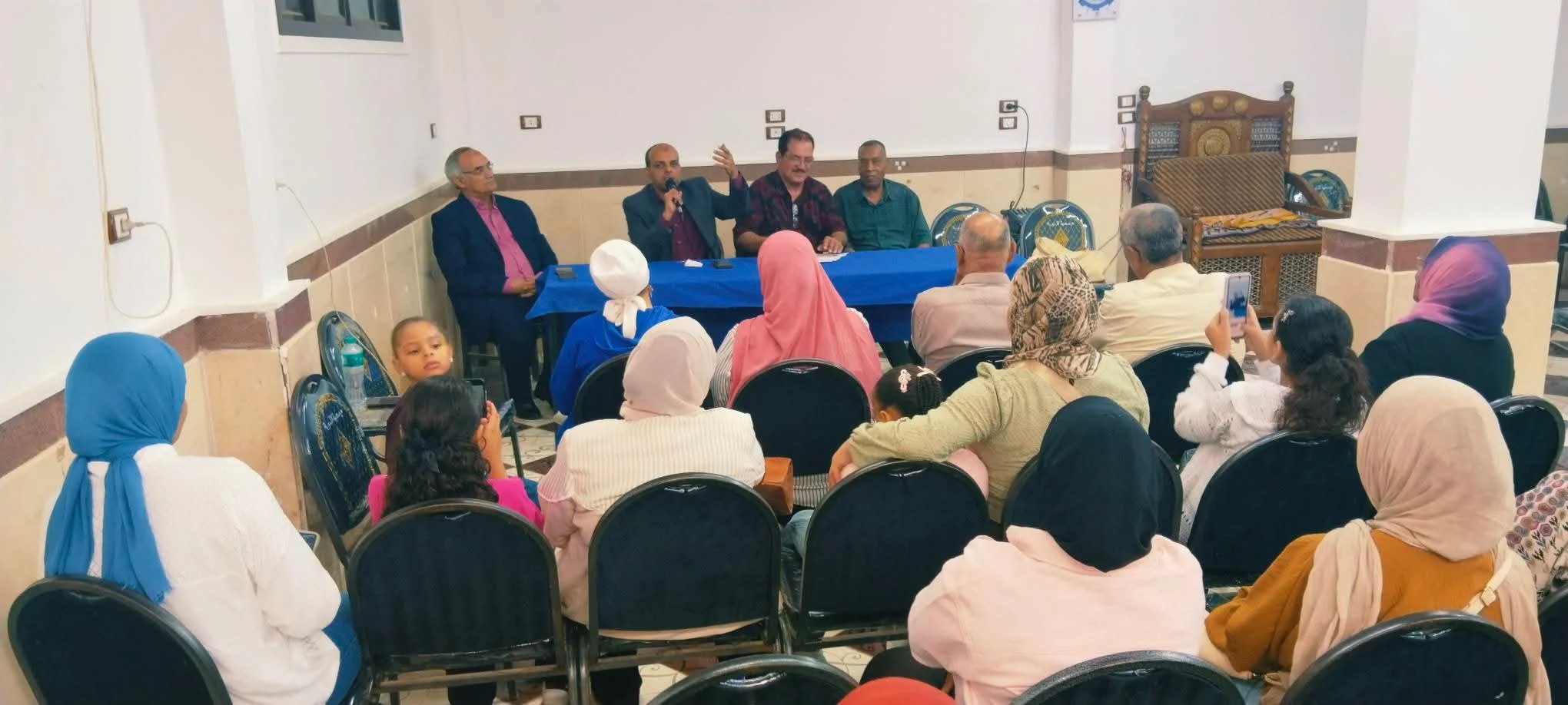 صالون الثقافة بالسويس يناقش حماية الهوية في عصر الرقمنة