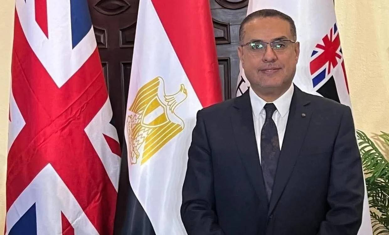 تعيين الدكتور طارق عبد الرحمن عميدًا لكلية التجارة بسوهاج