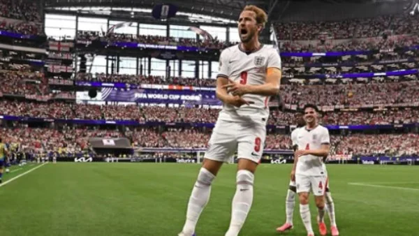 إنجلترا تتصدر مجموعتها في كأس العالم 2026 بفوز مثير