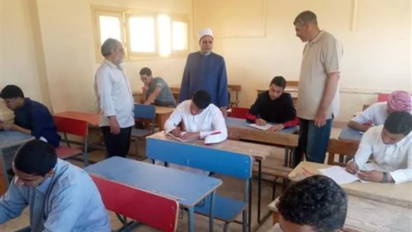 آراء متباينة حول امتحان التاريخ لطلاب الثانوية الأزهرية