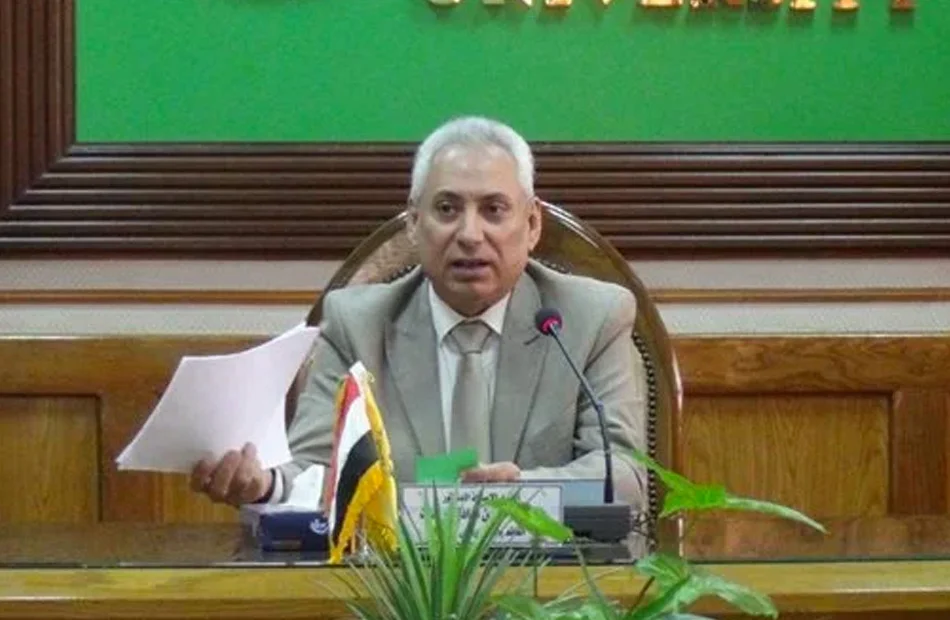 متابعة رئيس جامعة المنيا لامتحانات الطب البيطري