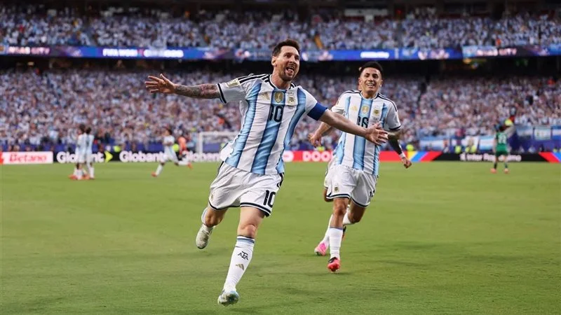 ميسي في التشكيل المثالي لكأس العالم 2026