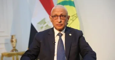 بدء تشغيل الكافيهات والخدمات الشاطئية في شمال سيناء