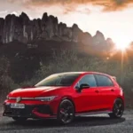 فولكس فاجن جولف GTI إيديشن تعود بخمسين عامًا من الابتكار