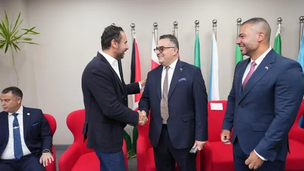 مبادرة التدريب العملي لأوائل خريجي الجامعات
