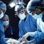 أطباء مستشفى بنها ينقذون حياة طفلة بعد عملية صعبة