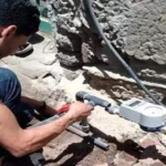 إزالة توصيلات مياه شرب غير قانونية في الفيوم