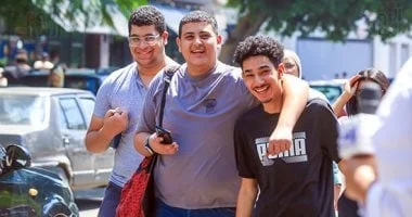 أسئلة مهمة لطلاب الرياضيات البحتة 2026
