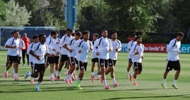 منتخب مصر يغادر إلى فانكوفر لمواجهة نيوزيلندا