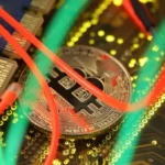 تزايد المخاوف من هبوط بيتكوين إلى 52 ألف دولار