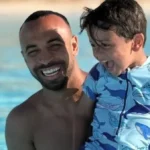أفشة يستمتع بعطلته الصيفية مع نجله