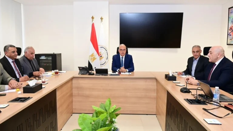 وزير الري: مدارس تكنولوجيا المياه لتأهيل الكوادر الفنية