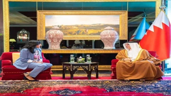 ولي العهد البحريني يؤكد تعزيز العلاقات مع كندا