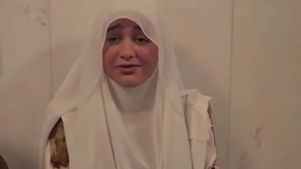 الطالبة نور تبهر الجميع بمحاكاتها للشيخ المنشاوي