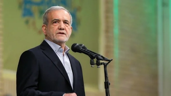 الرئيس الإيراني: تغير موقف الولايات المتحدة بشأن المفاوضات