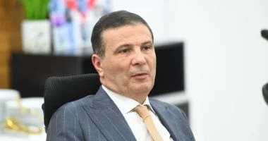 وزير الزراعة يشرف على مجزر تابع لصندوق السجون
