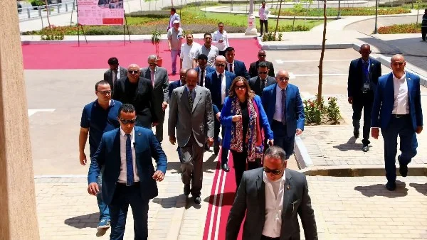 زيارة الرئيس الإريتري لوحدات "سكن لكل المصريين"
