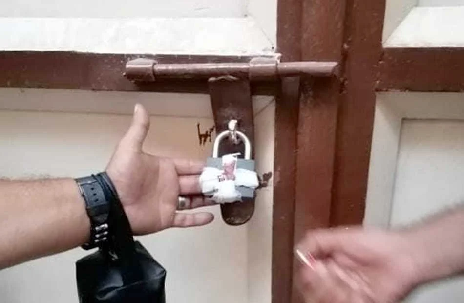غلق 5 محلات بالإسكندرية وتحصيل 97 ألف جنيه غرامات