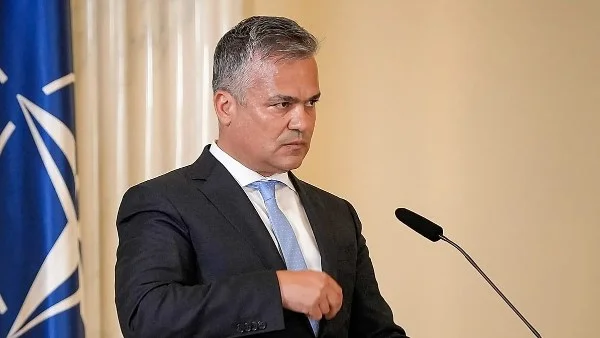 البرلمان الروماني يرفض تعيين أدريان فيستيا رئيسًا للوزراء