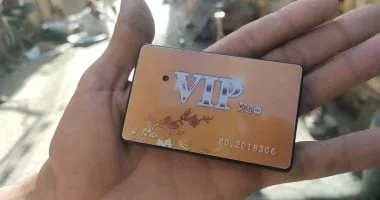 ضبط سماعتين غش مع طالبين في قنا