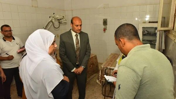 جولة مفاجئة لمحافظ أسيوط في وحدة طب الأسرة بريفا