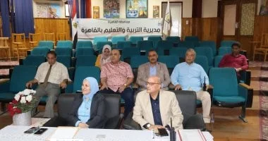 تفقد غرفة العمليات المركزية لامتحانات الثانوية العامة