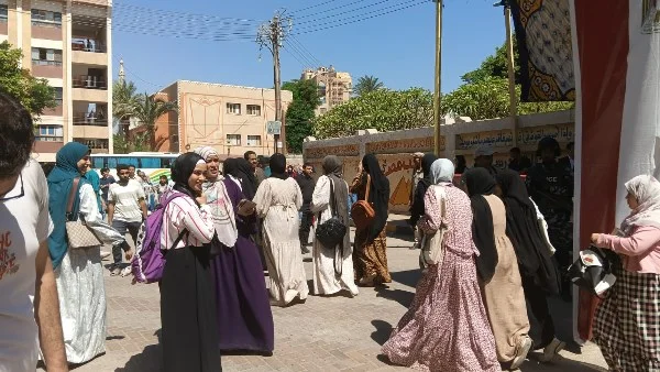 ارتياح طلاب سوهاج بعد امتحان اللغة الأجنبية الثانية