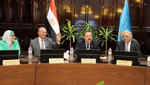 جامعة الإسكندرية تشارك في المشروع الأخضر الصناعي