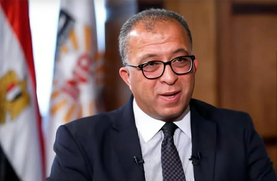 رئيس معهد التخطيط القومي يختتم برنامج الماجستير الرقمي