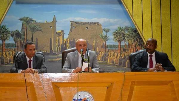 توزيع أجهزة كهربائية لـ60 عروسا في الأقصر