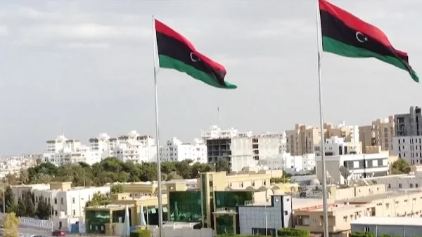 ليبيا تحظر دخول مواطني 4 دول وتبدأ إجراءات الترحيل