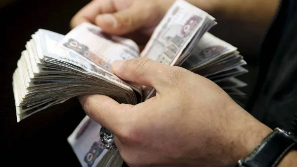 تخصيص 100 مليار جنيه لزيادة الأجور وتقليص عجز الموازنة