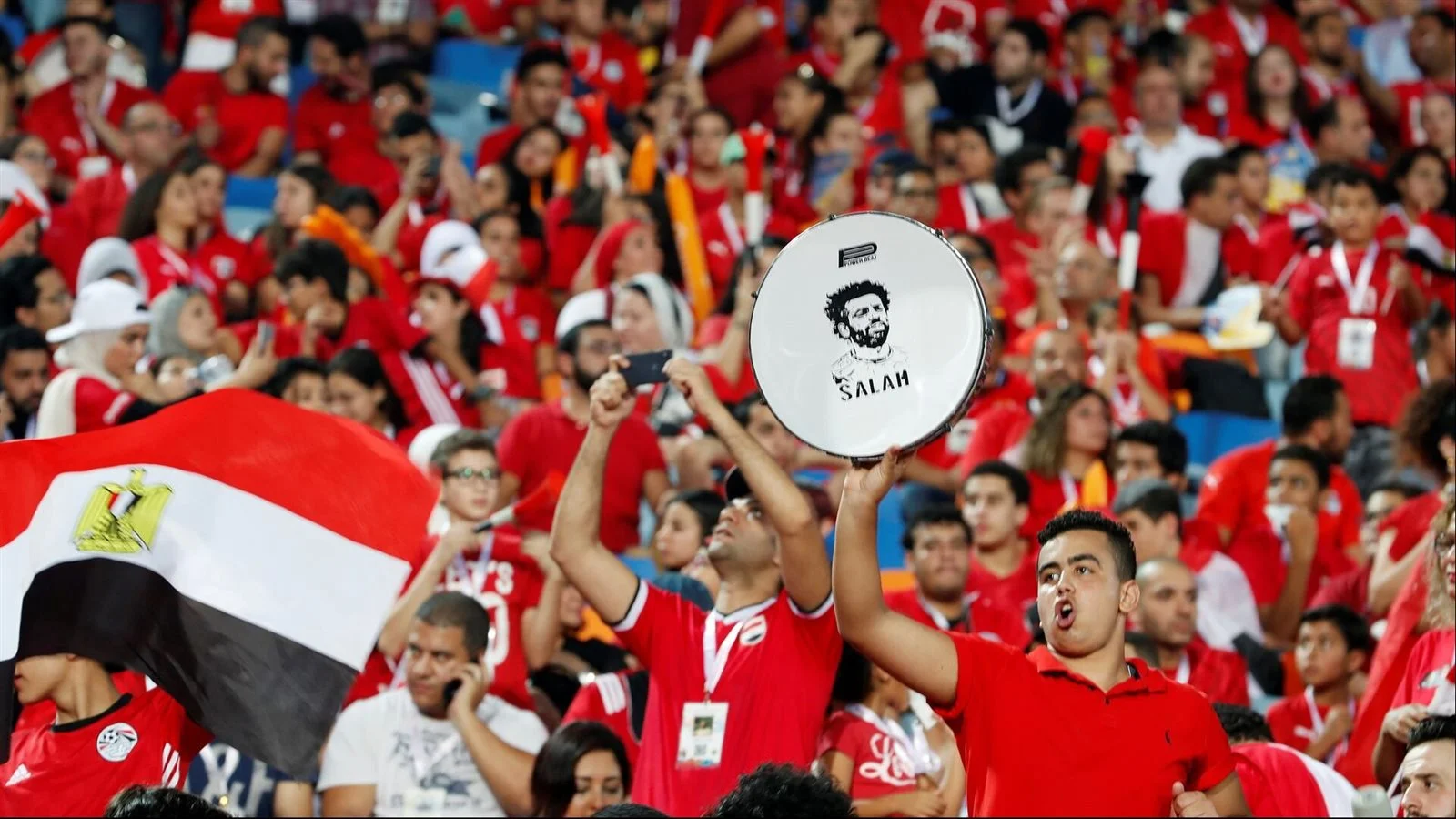 تأجيل استقبال الجماهير في "فان زون" لمباراة مصر وإيران
