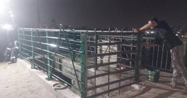 غلق الممرات الخطرة بكوبري الساحل في الجيزة