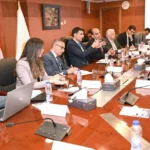 وزير الصناعة يستهدف تطوير صناعة الدواء بالذكاء الاصطناعي