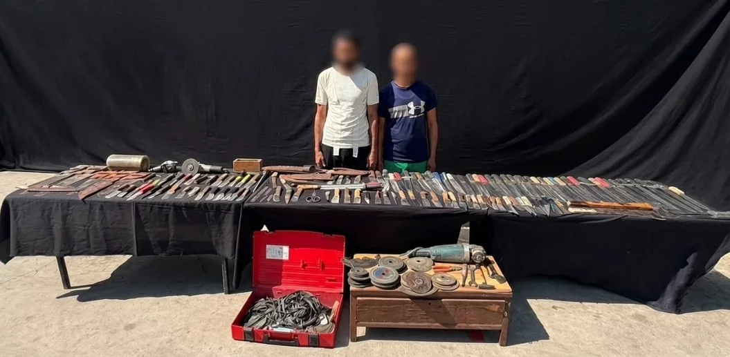 ضبط 107 أسلحة بيضاء في شقة ببولاق أبو العلا