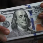 تراجع جديد في سعر صرف الدولار مقابل الجنيه المصري