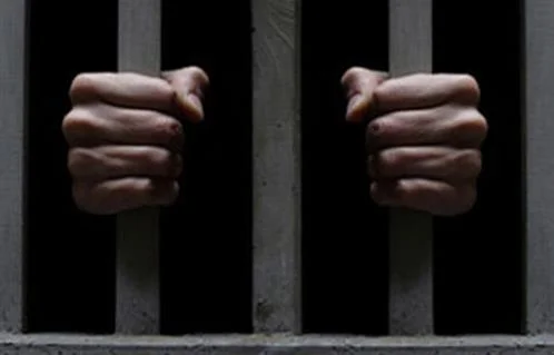 تجديد حبس عاطل بتهمة سرقة هاتف في المقطم