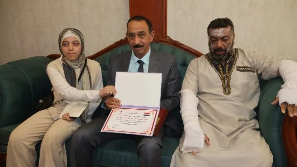 سوهاج تكرّم البطل عادل عبد العال لإنقاذه 6 شباب