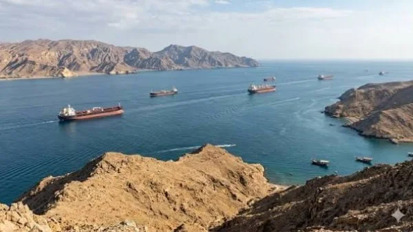 قيود جديدة على الملاحة في مضيق هرمز