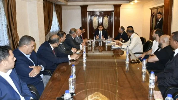 وزير الرياضة يتفقد استعدادات المصارعة لتحديات جديدة