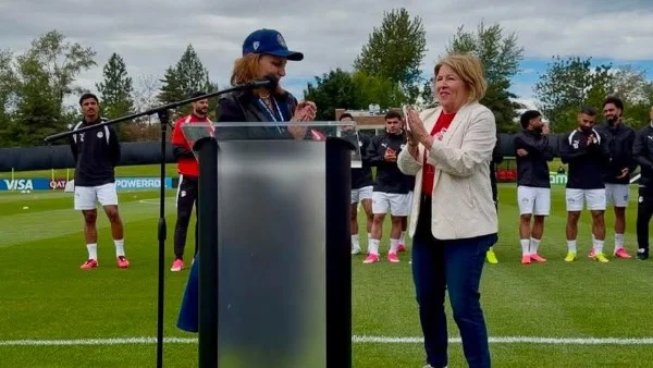 رئيسة جامعة جونزاجا تستقبل منتخب مصر استعدادًا لكأس العالم