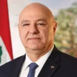الرئيس اللبناني يطالب بتعزيز التكاتف الوطني