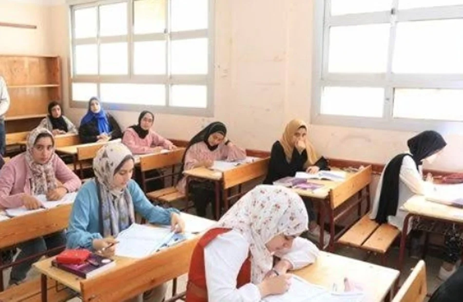 انتظام لجان امتحان العلوم للشهادة الإعدادية بالقاهرة