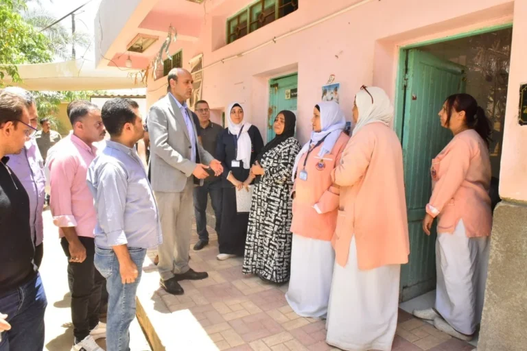 محافظ أسيوط يحقق في غياب طبيب الوحدة الصحية بعرب المدابغ