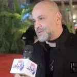 عزيز الشافعي يحتفل بإنجاز أغنيتي “تباعا تباعا” و”بحرية”