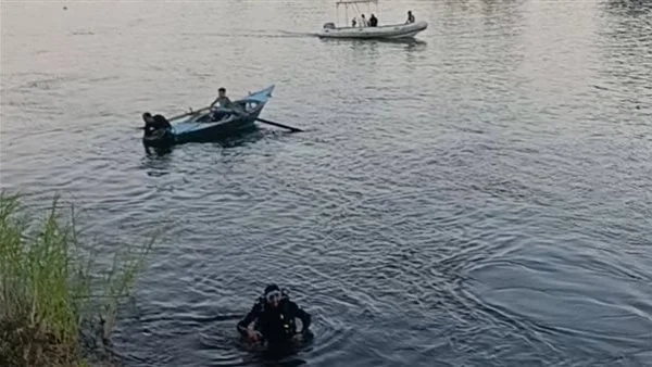 انتشال جثمان شاب غرق في بحر الستاموني بالدقهلية