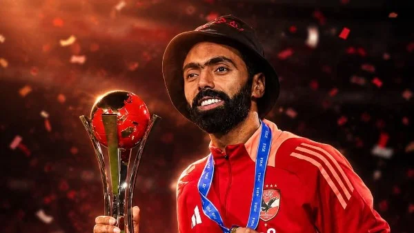 مفاجآت حول تجديد حسين الشحات مع الأهلي